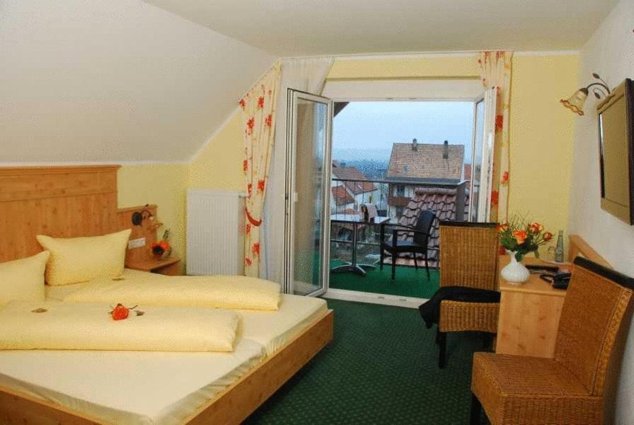 Gasthaus Hotel Adler Endingen am Kaiserstuhl Номер фото